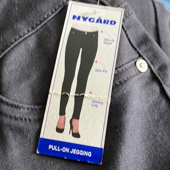 Gray Nygard jegging slim fit with skinny leg - Picture 6 of 13